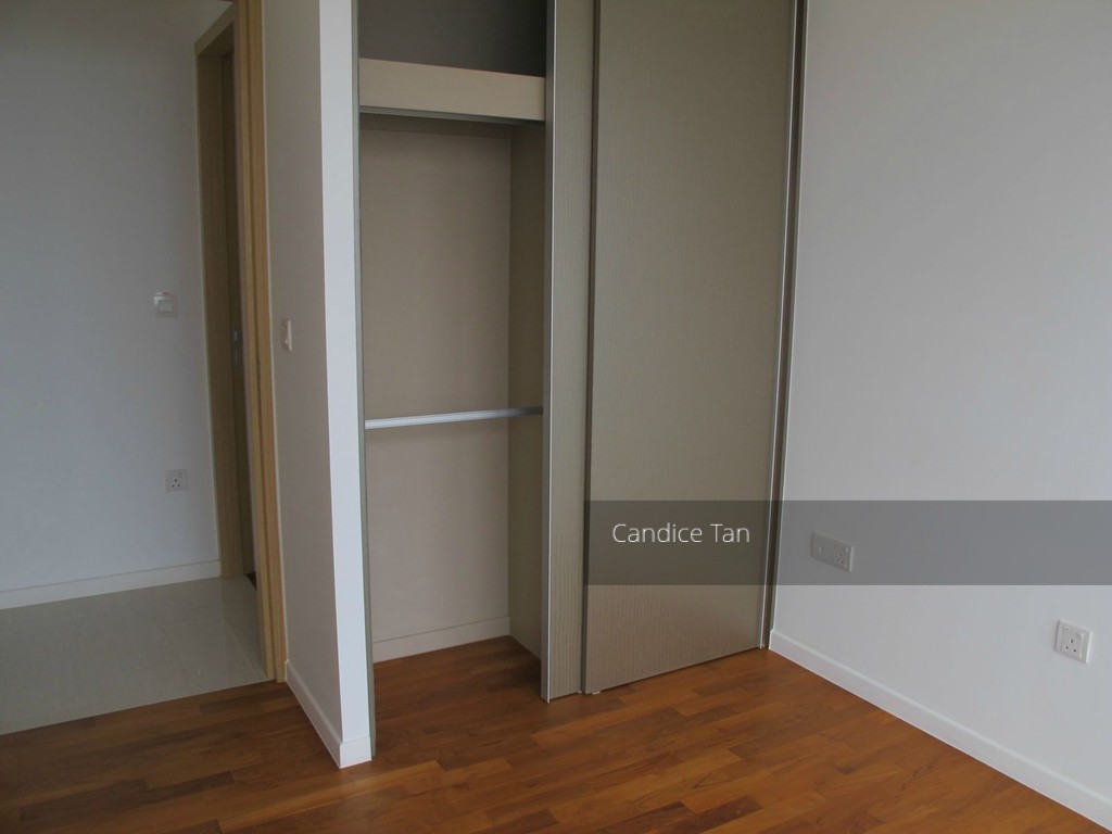 Boathouse Residences (D19), Condominium #124883712